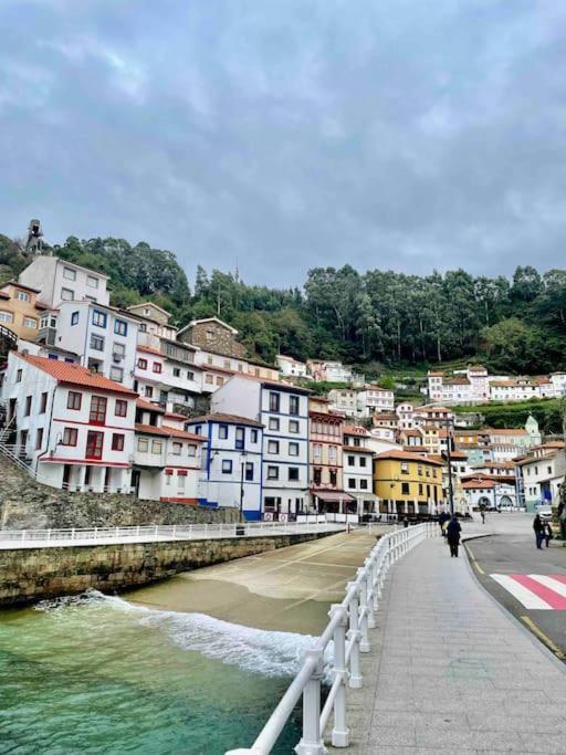 Villa Casa En Cudillero Casco Antiguo Esterno foto